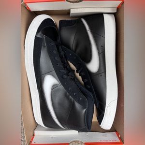 NIKE BLAZER MID '77 VINTAGE NAS “Black/Noble Red” Men’s Size 13 NEW FD6924-001